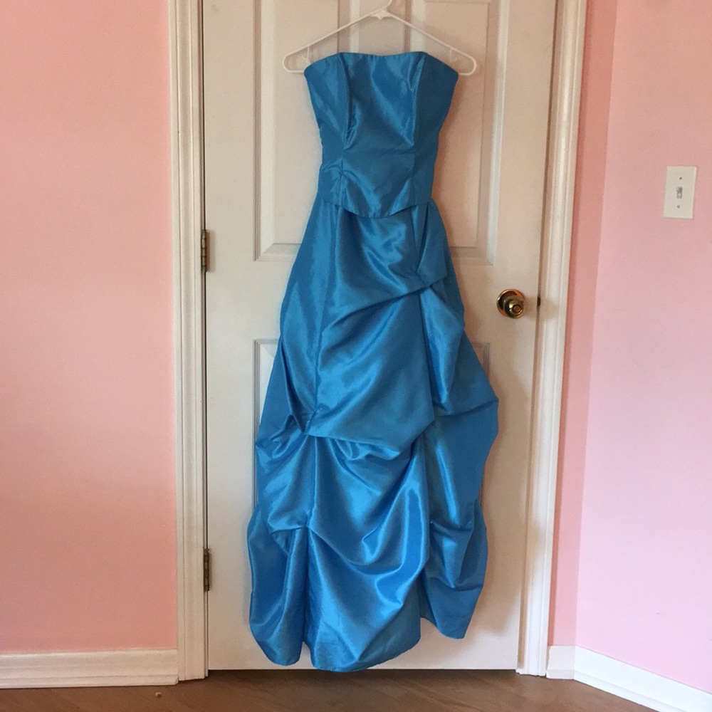 Tiered blue two piece dress